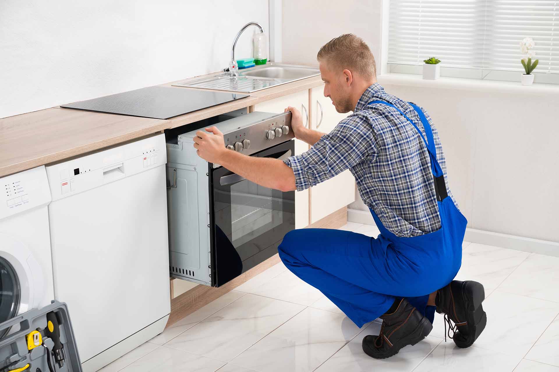 Stove/oven Installation in Vancouver